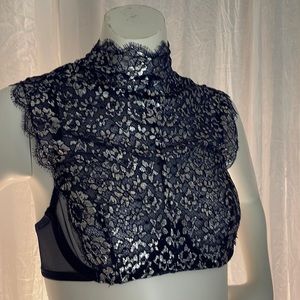 Victoria Secret NWT BEAUTIFUL Halter bra Sz 32B